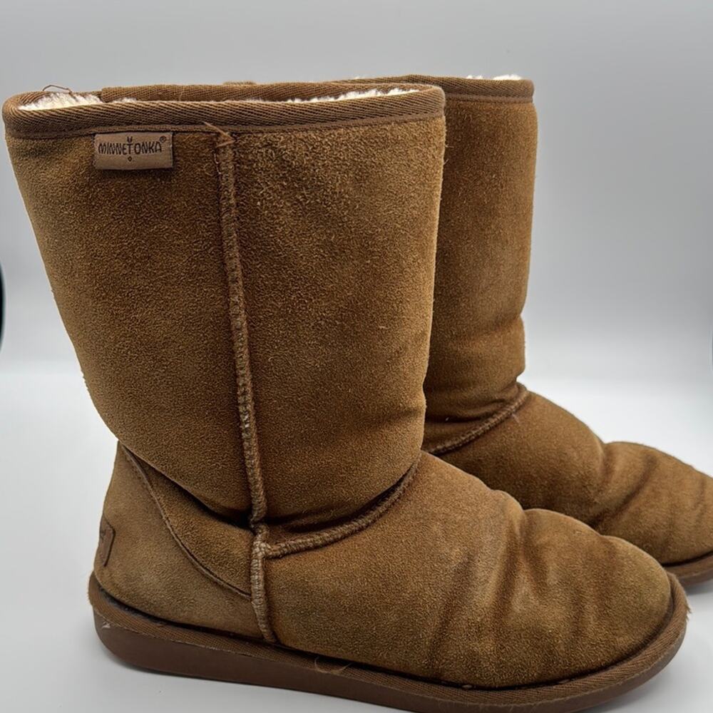 Minnetonka Boots - Women's 10